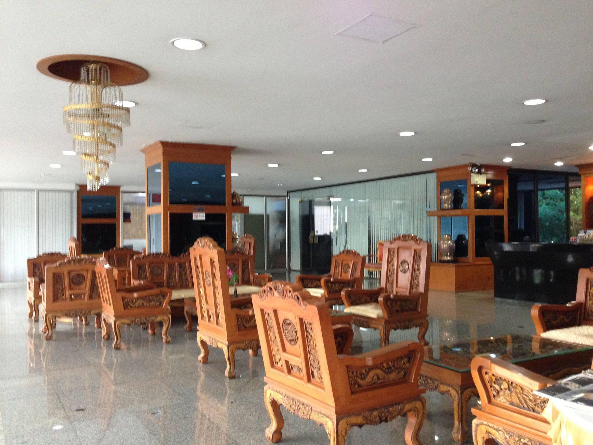 Chateau Chiangmai Hotel Чиангмай Екстериор снимка