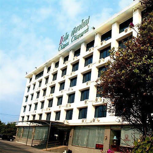 Chateau Chiangmai Hotel Чиангмай Екстериор снимка