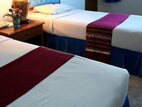 Chateau Chiangmai Hotel Чиангмай Екстериор снимка
